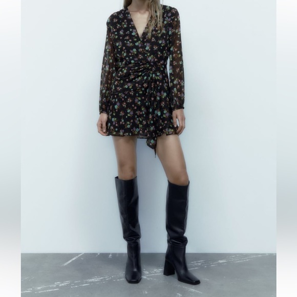 NWT ZARA SHORT FLORAL PRINT DRESS MULTICOLORED SIZE XS NWT - Picture 2 of 7
